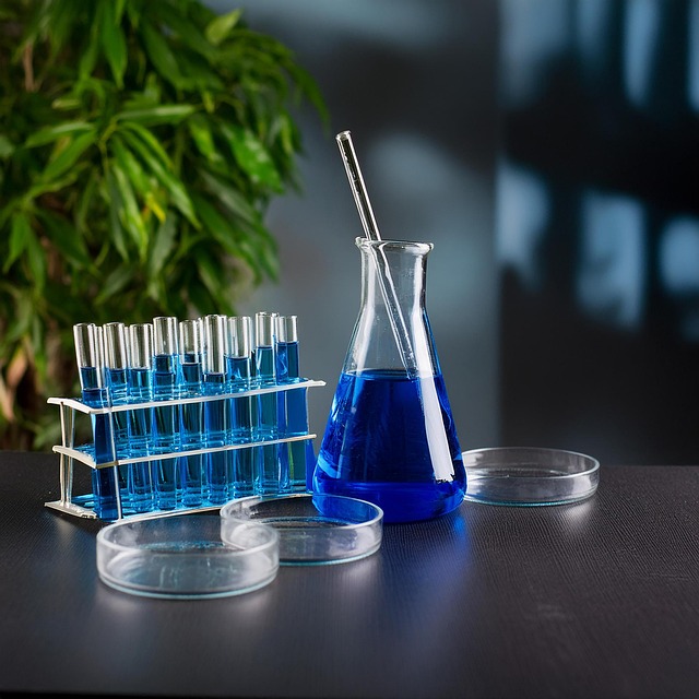 聚氨酯環(huán)保催化劑在軟泡和硬泡生產(chǎn)中的應(yīng)用，旨在優(yōu)化發(fā)泡和凝膠反應(yīng)平衡。